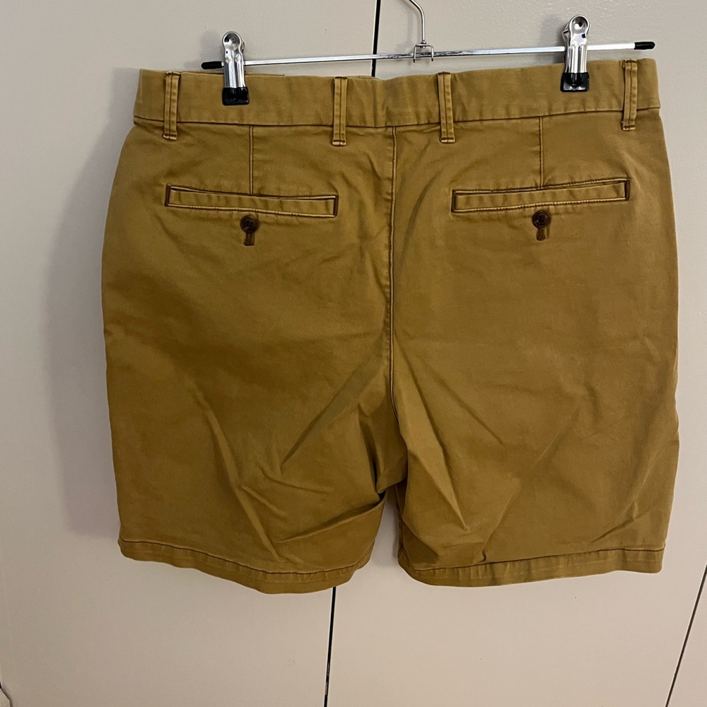 GAP Tan Flat Front Shorts - Picture 3 of 4
